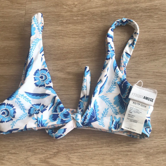 Amuse Society Other - Reversible amuse society bikini top